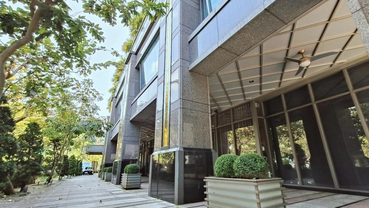 S Aura Hotel Taipei Exterior photo