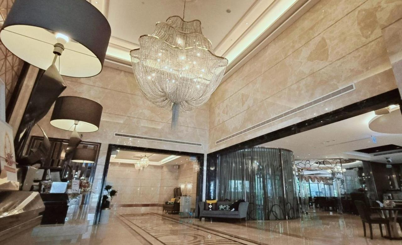 S Aura Hotel Taipei Exterior photo
